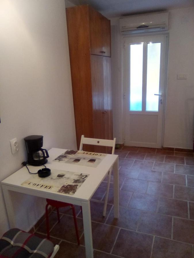 Marinja Studio Apartment Zuljana Exterior photo